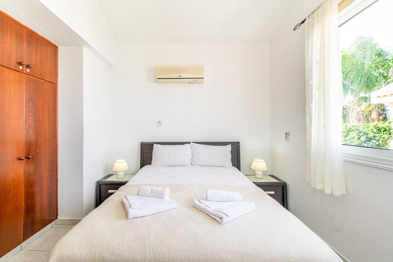 Villa Sunnyside Mandali By Ezoria Villas بروتاراس المظهر الخارجي الصورة